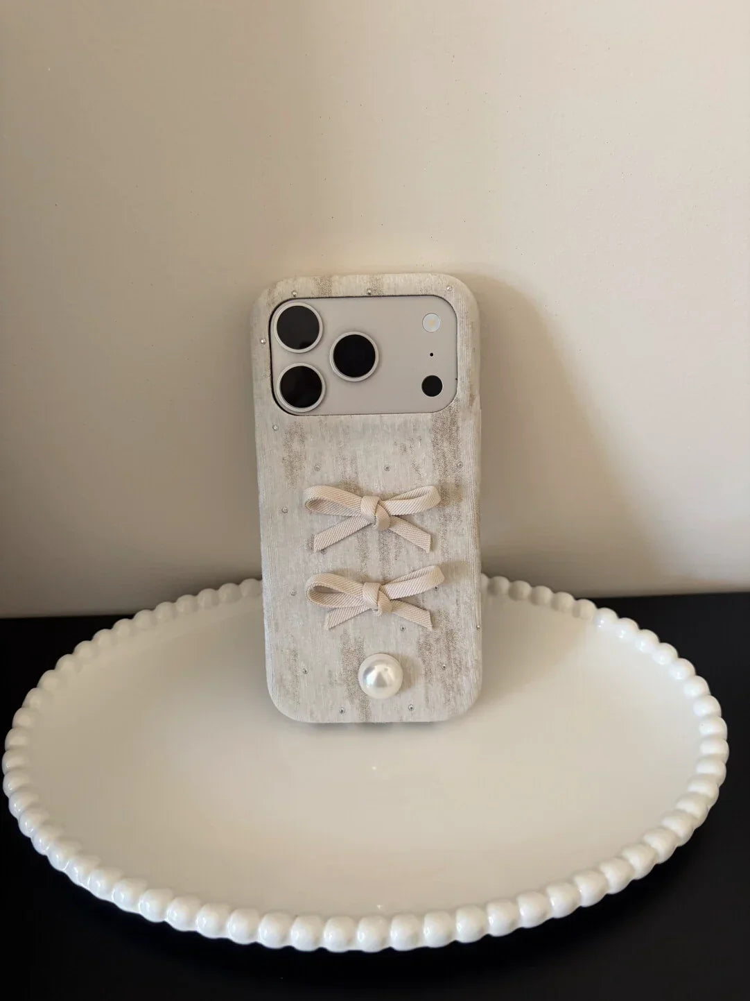 Velvet Bow Case