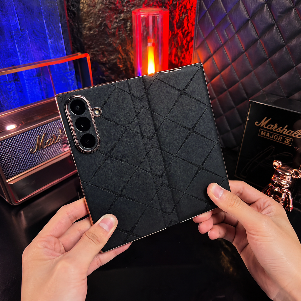 Phantom Texture Case